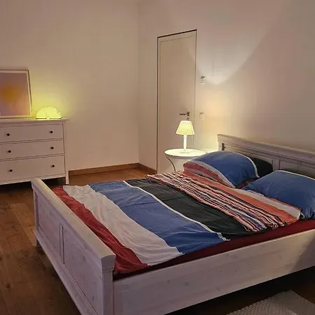 Helle Einzigartige Luxuswohnung Апартаменты Дрезден
